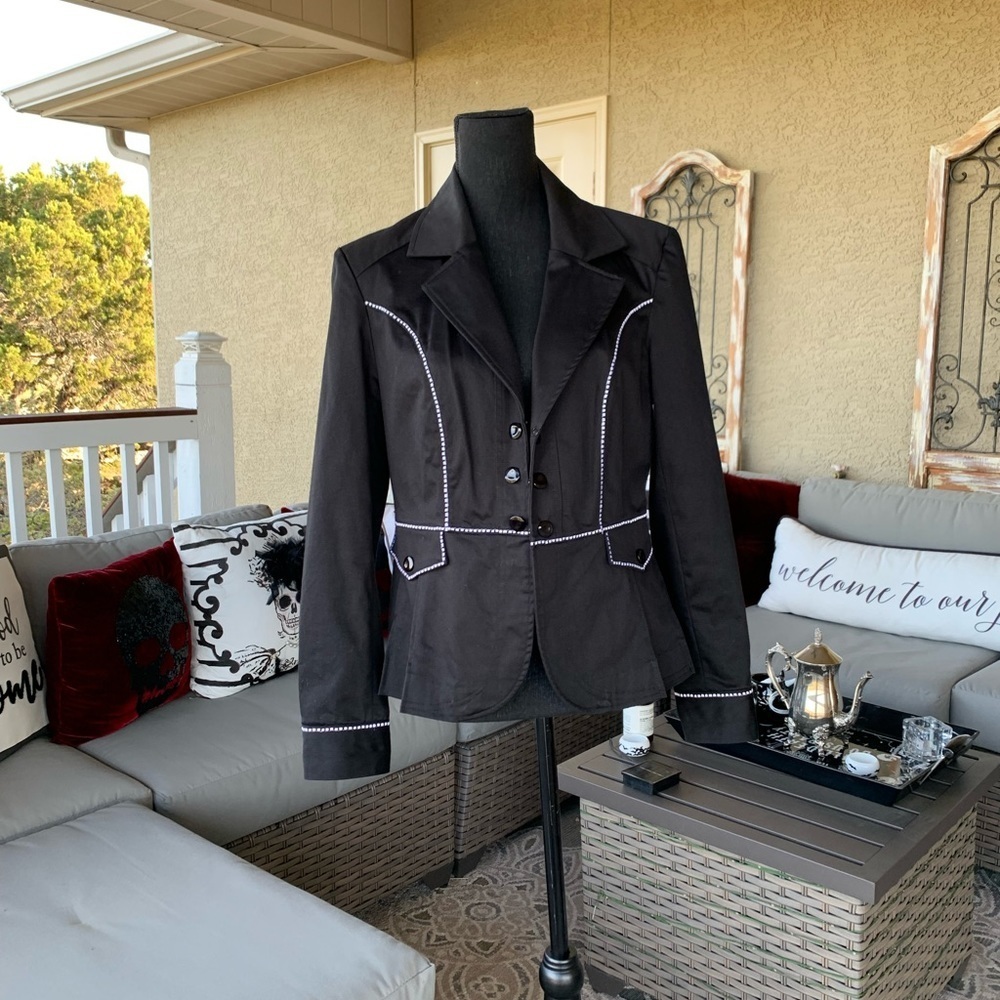 City Girl Tailor Black Jacket White Piping Trimming